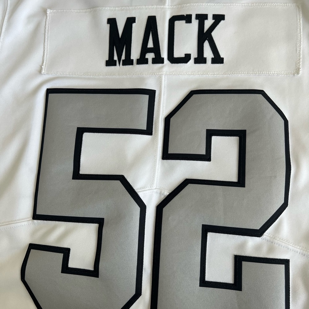 Las Vegas Raiders Khalil Mack Nike Jersey Women’s Size Large - Picture 7 of 11